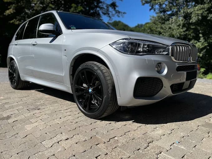 BMW