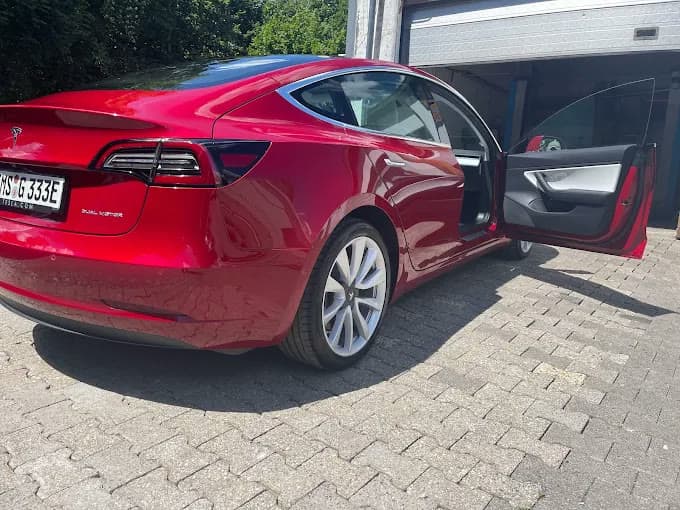 Tesla